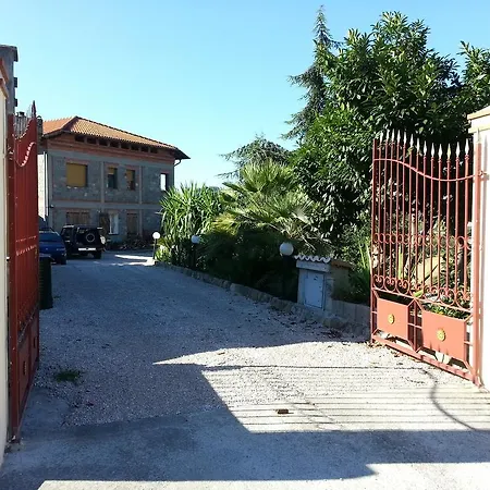 Le Fragole Bed & Breakfast